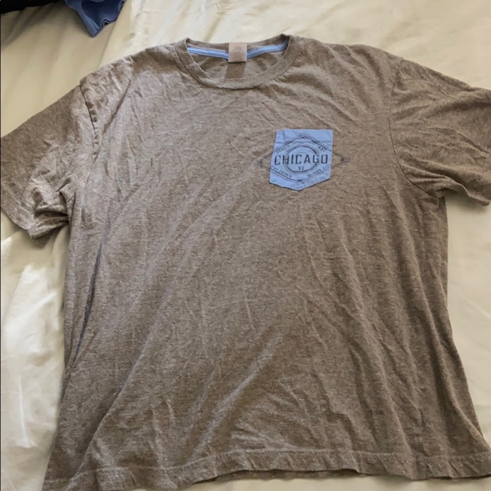 Grey t shirt
